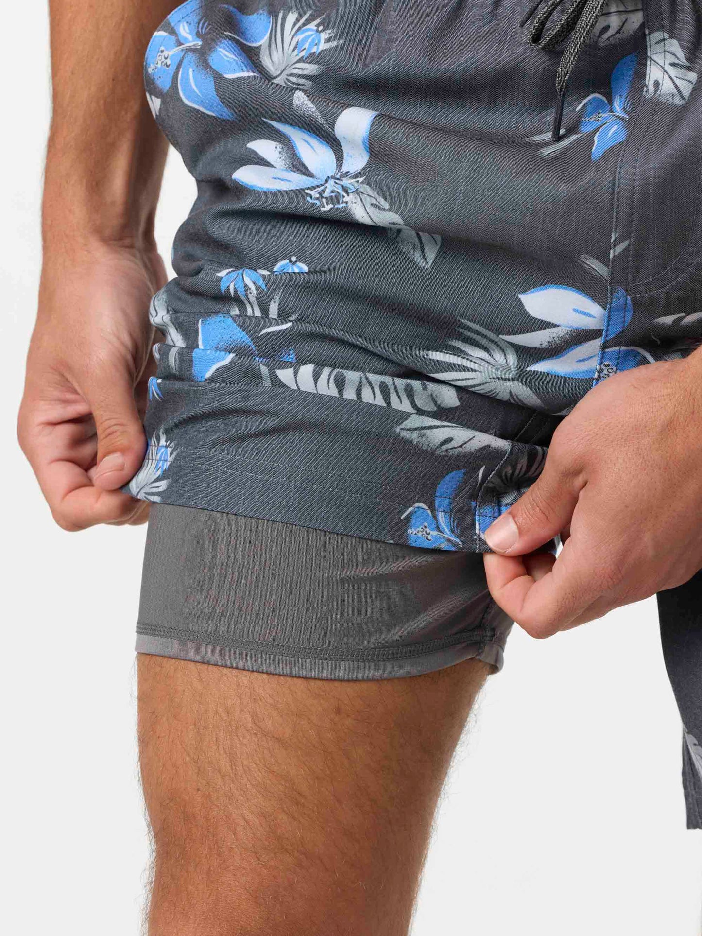 Tribute 18" Volley Boardshorts