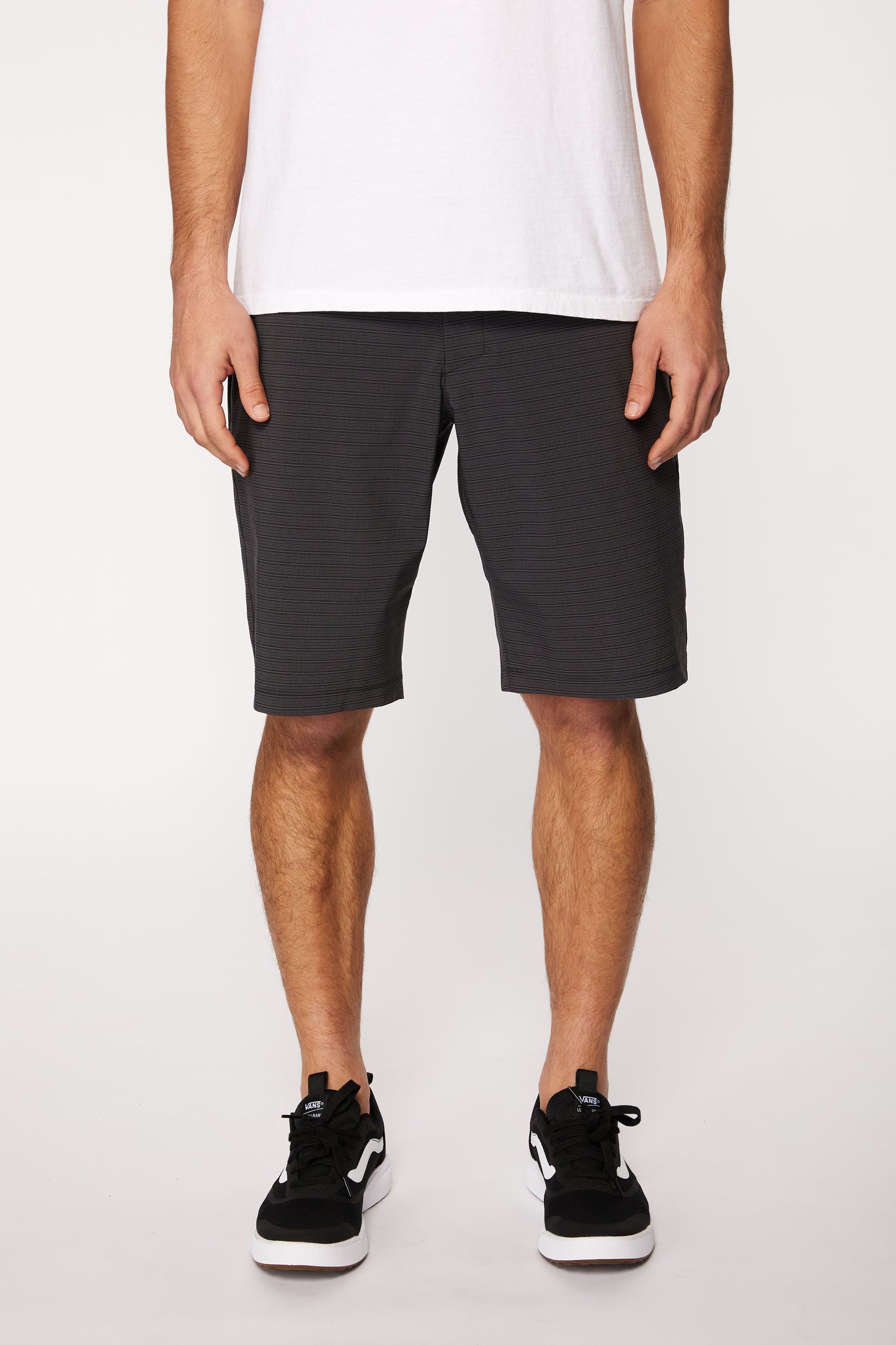 Wharf 21" Hybrid Shorts