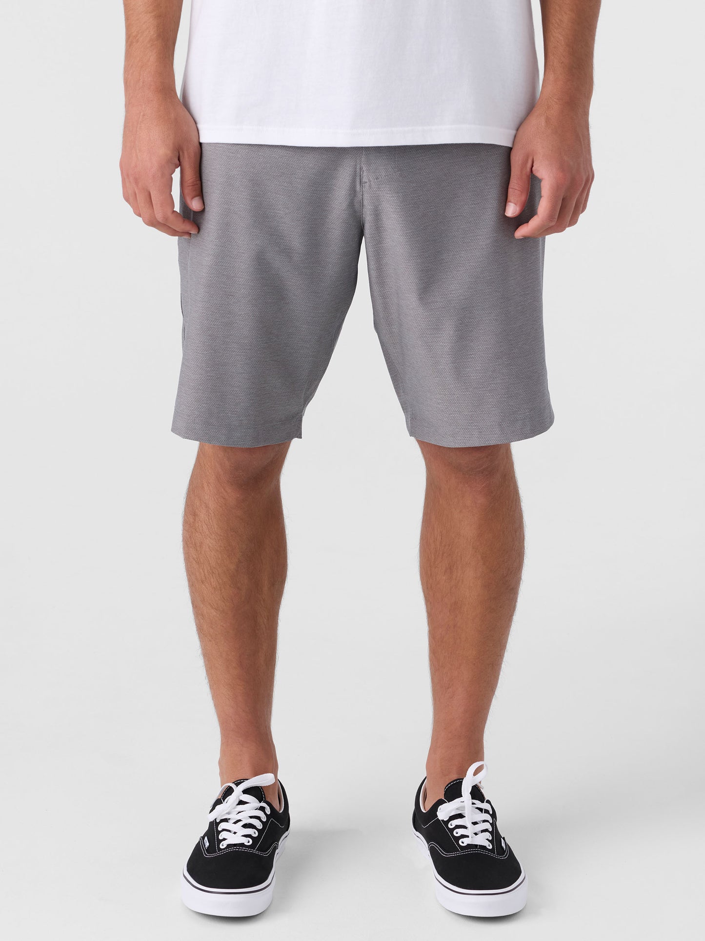 Everyday 20" Hybrid Shorts