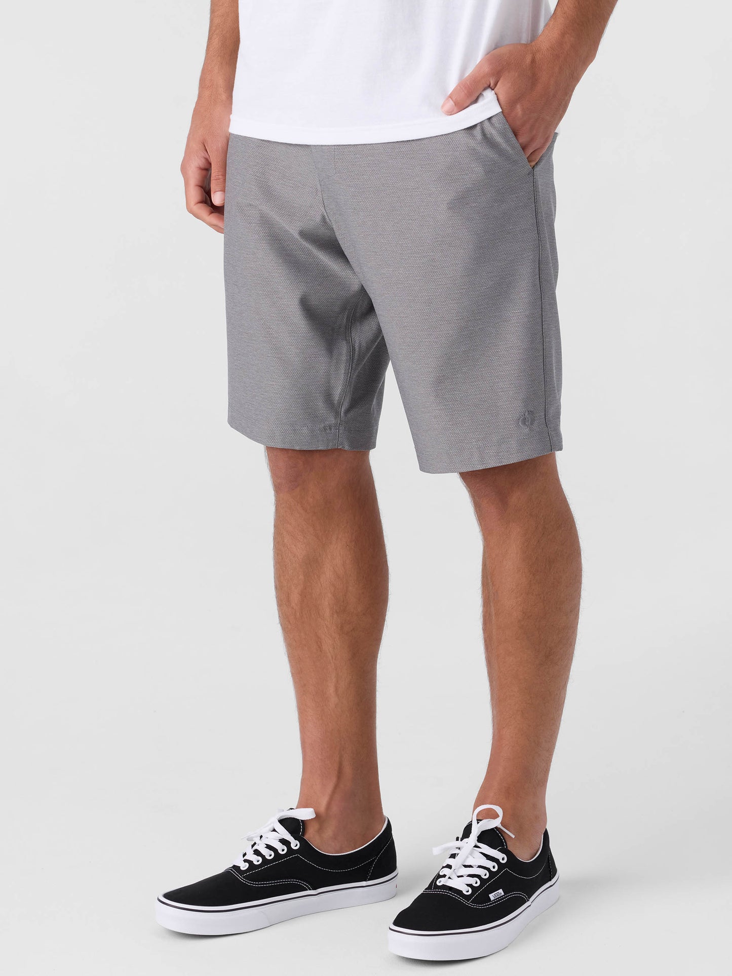 Everyday 20" Hybrid Shorts