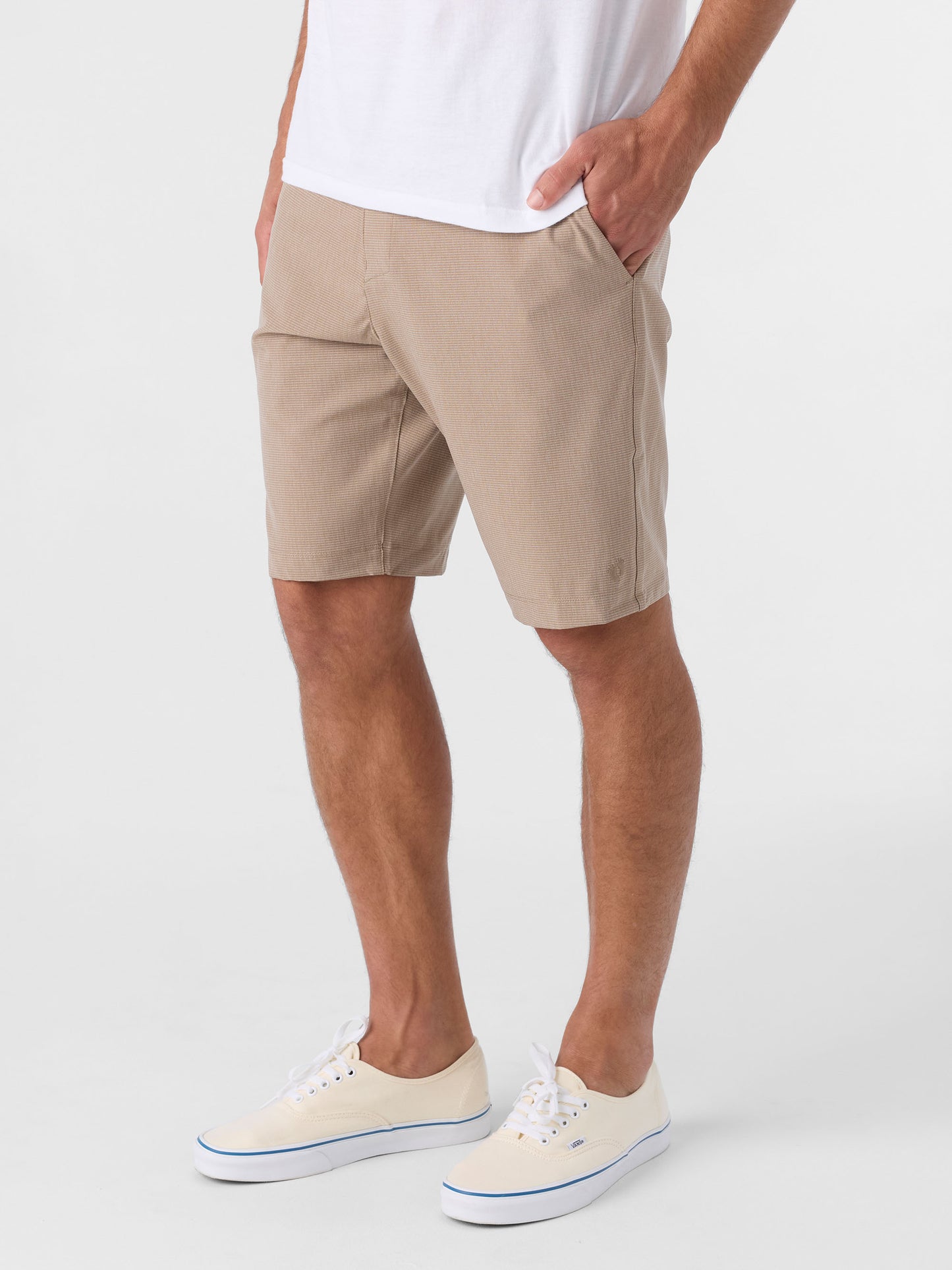 Everyday 20" Hybrid Shorts