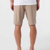 Everyday 20" Hybrid Shorts