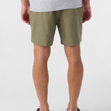 Weekend Hybrid 17" Shorts