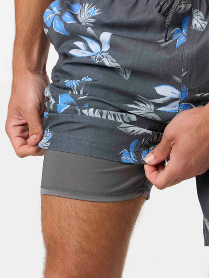 Tribute 18" Volley Boardshorts